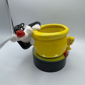 LOONEY TUNES SYLVESTER THE CAT AND TWEETY BIRD PLANTER BOWL Candy dish VTG